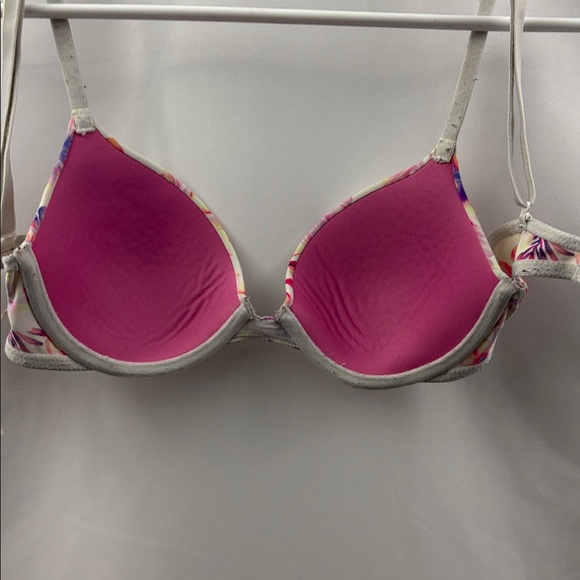 PINK Victoria's Secret Wear Everywhere T-shirt Bra 32B Floral White Purple Pink - Picture 7 of 10
